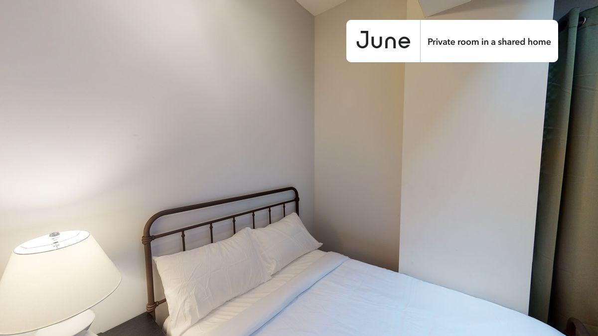 1226 Bedford Ave #B - Photo 6 of 22