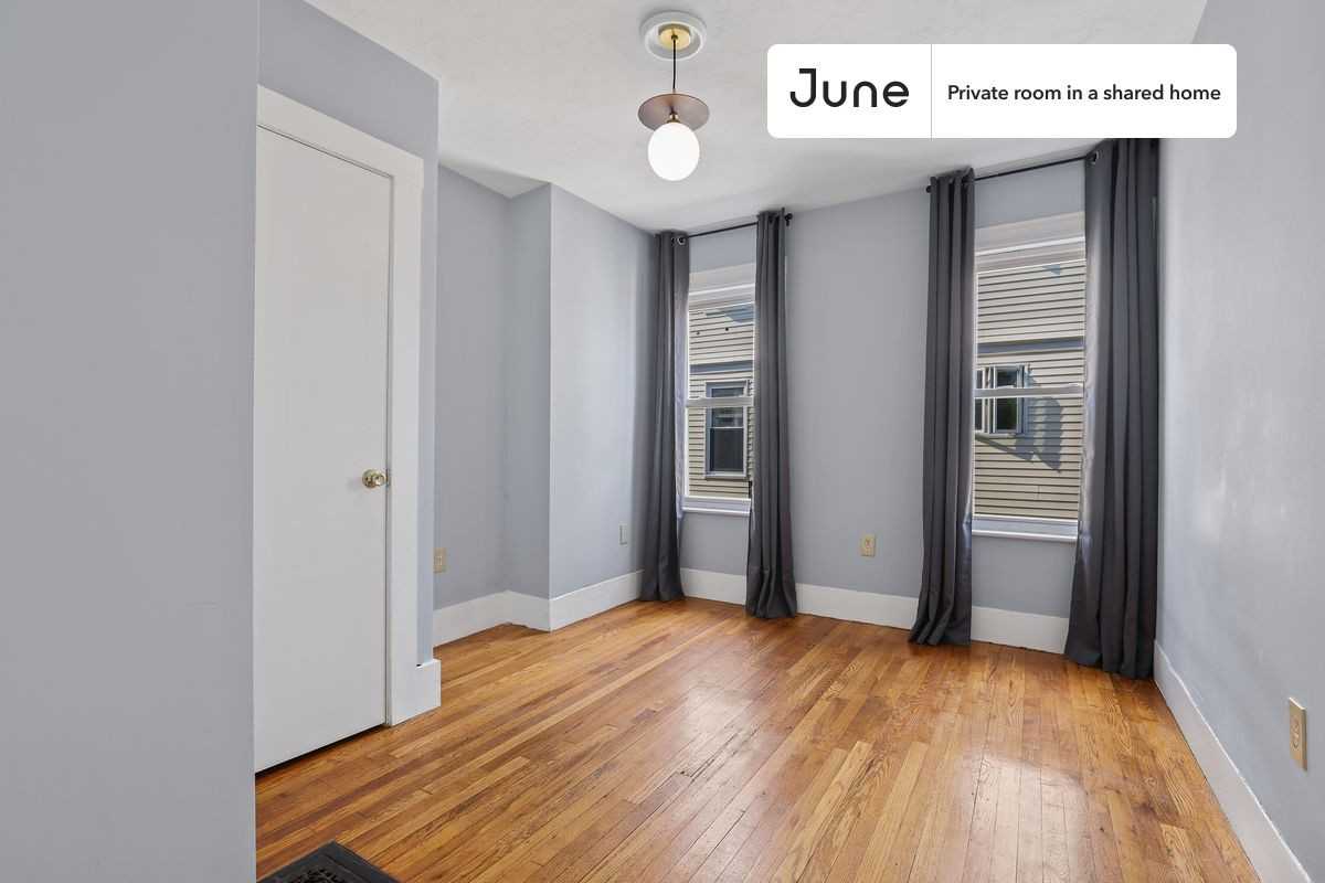 153 Murdock St #A - Photo 2 of 13