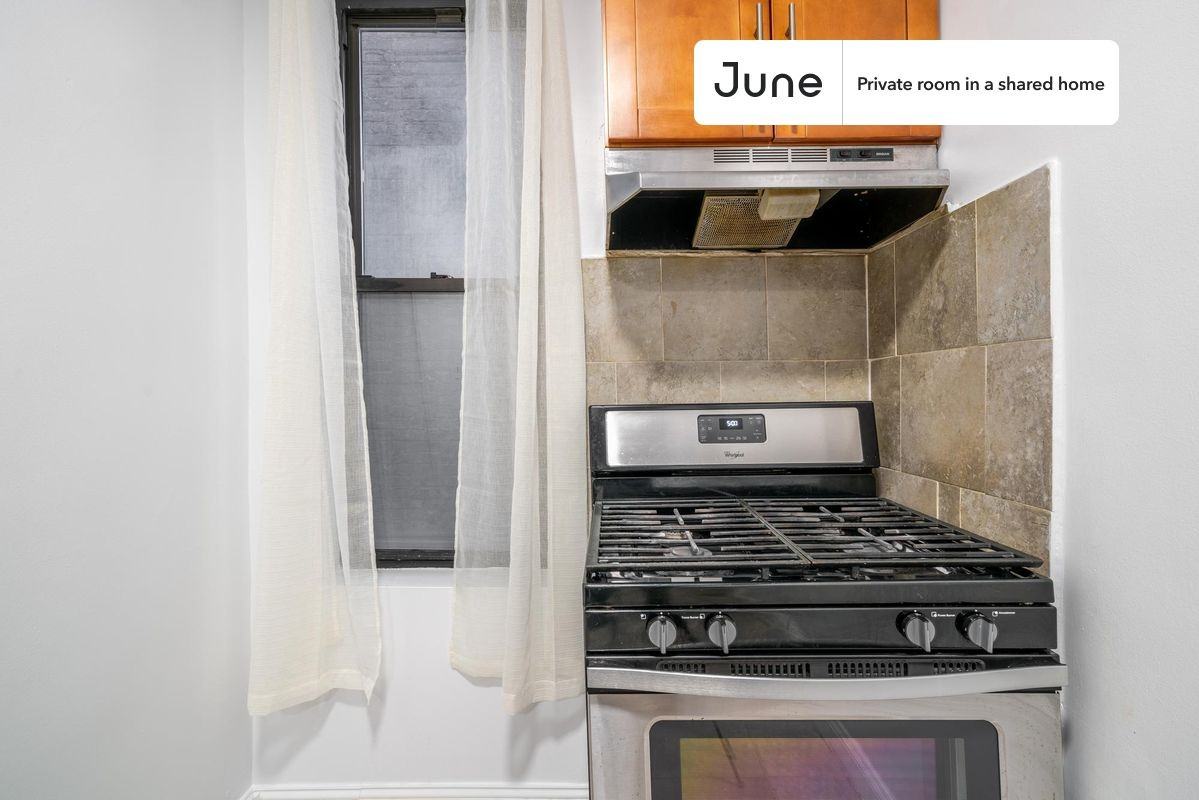 81 W 124th St #A - Photo 7 of 13