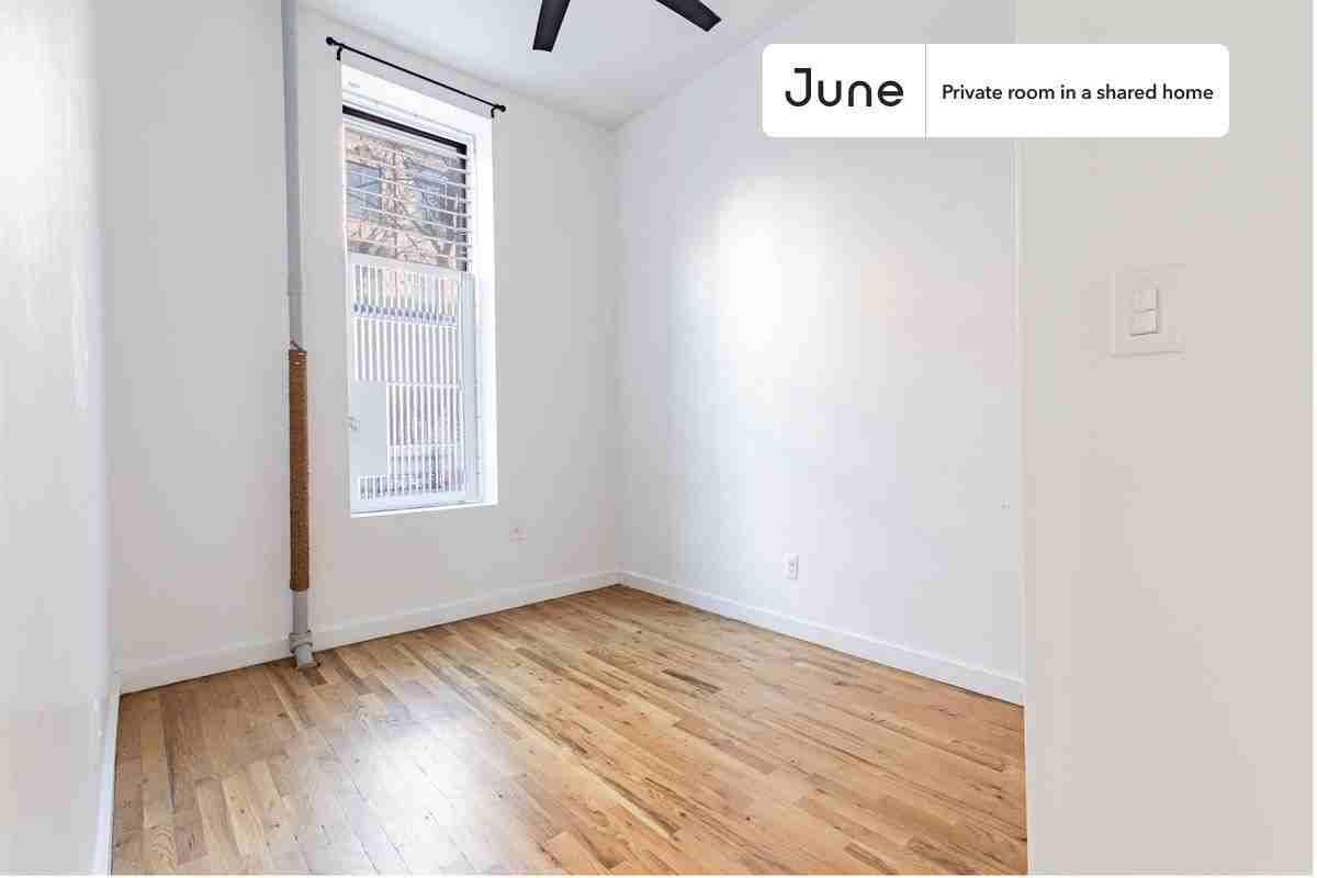 522 W 148th St #B - Photo 2 of 20