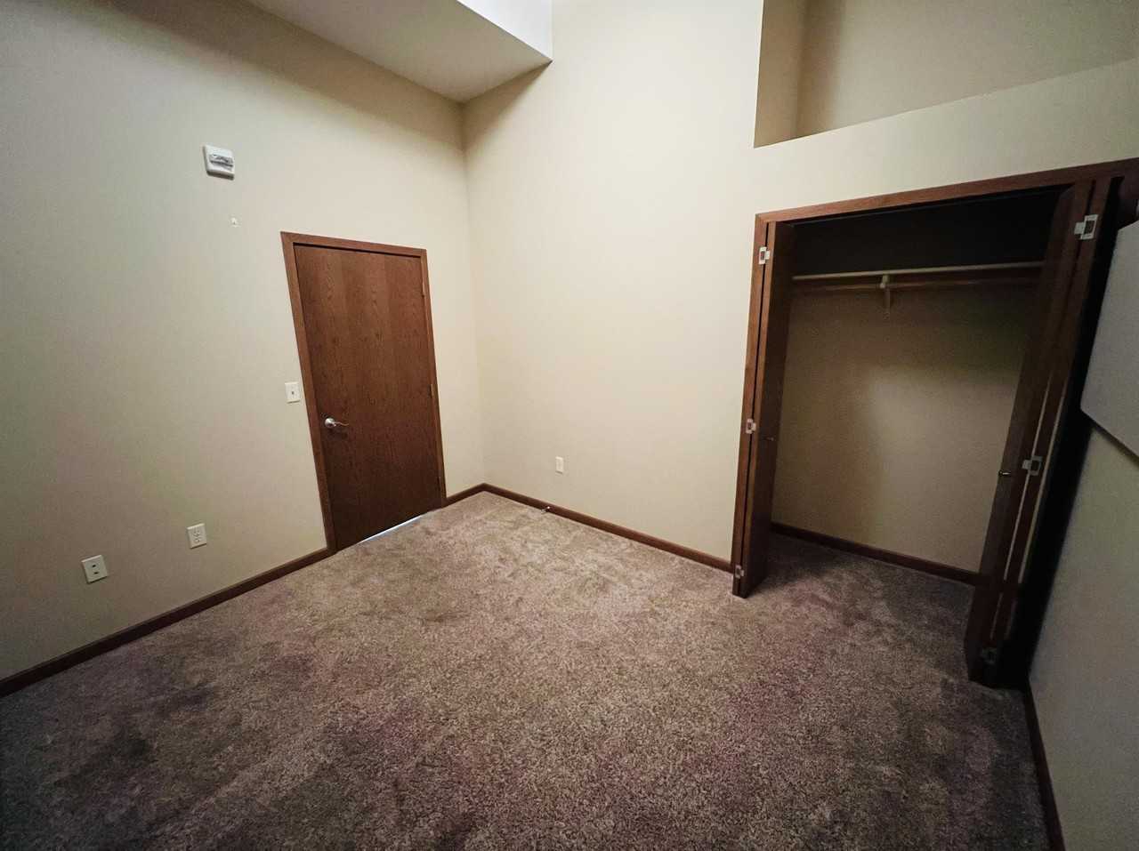 214 S Kline St #18 - Photo 6 of 11