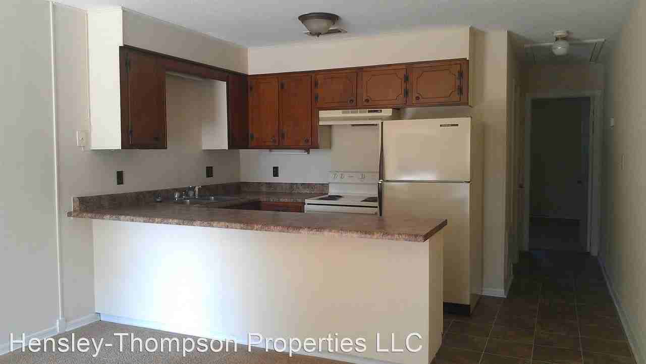 CYPRESS GARDENS - Photo 2 of 4