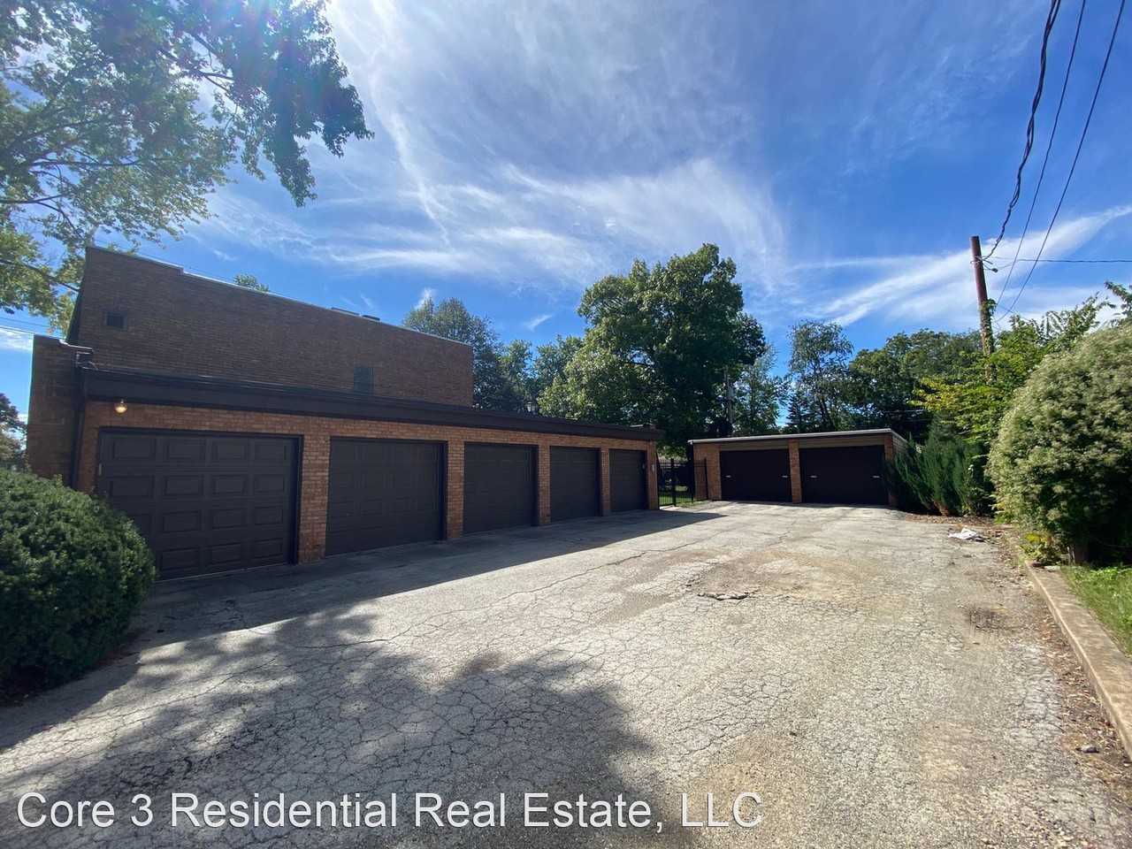 302-310 Davis - Photo 2 of 18