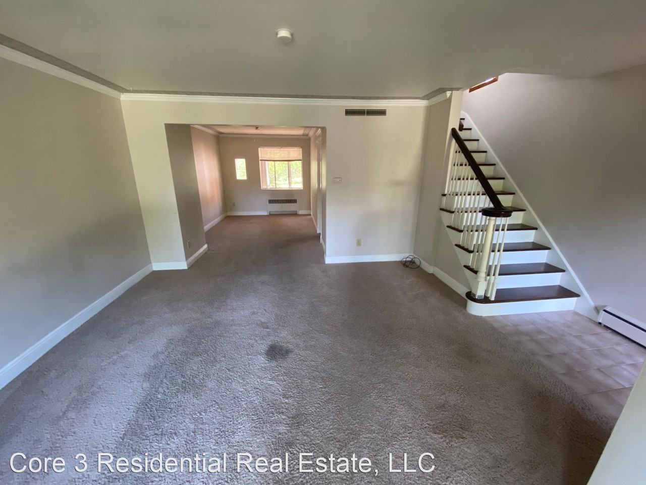 302-310 Davis - Photo 3 of 18