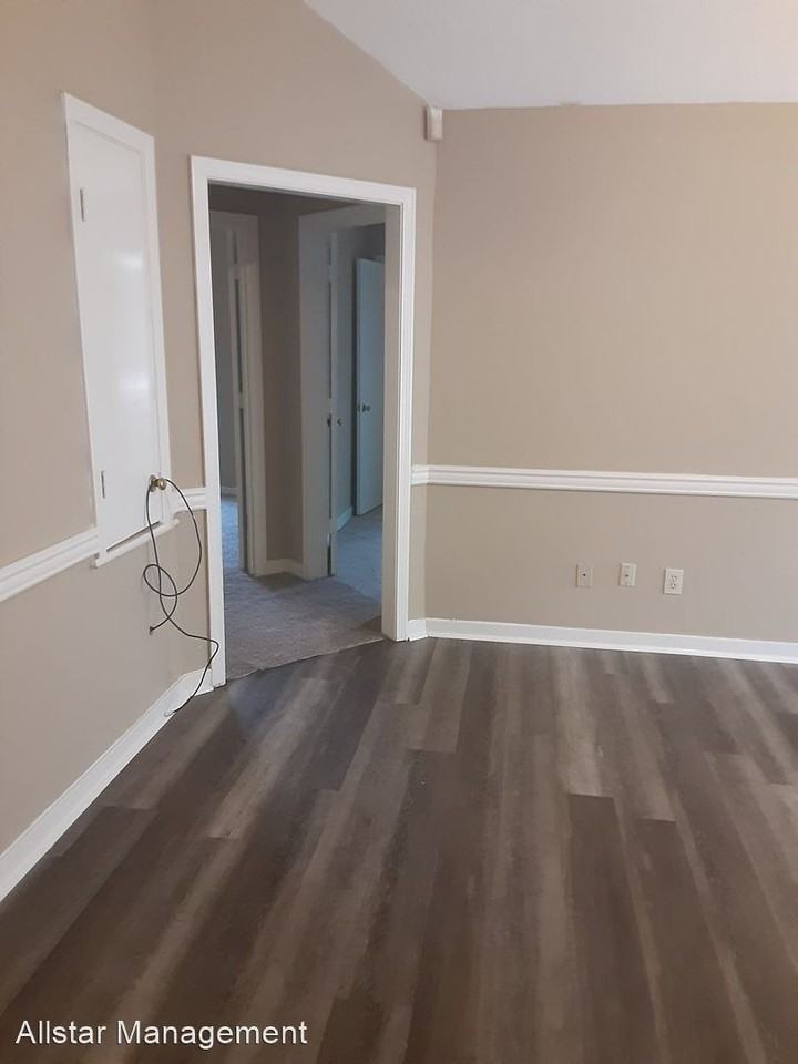 109 Briarmeade Dr #A - Photo 3 of 14