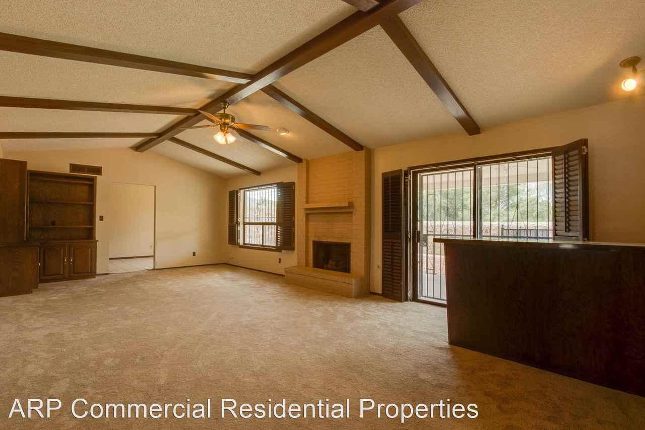 6940 Villa Hermosa Dr - Photo 2 of 14