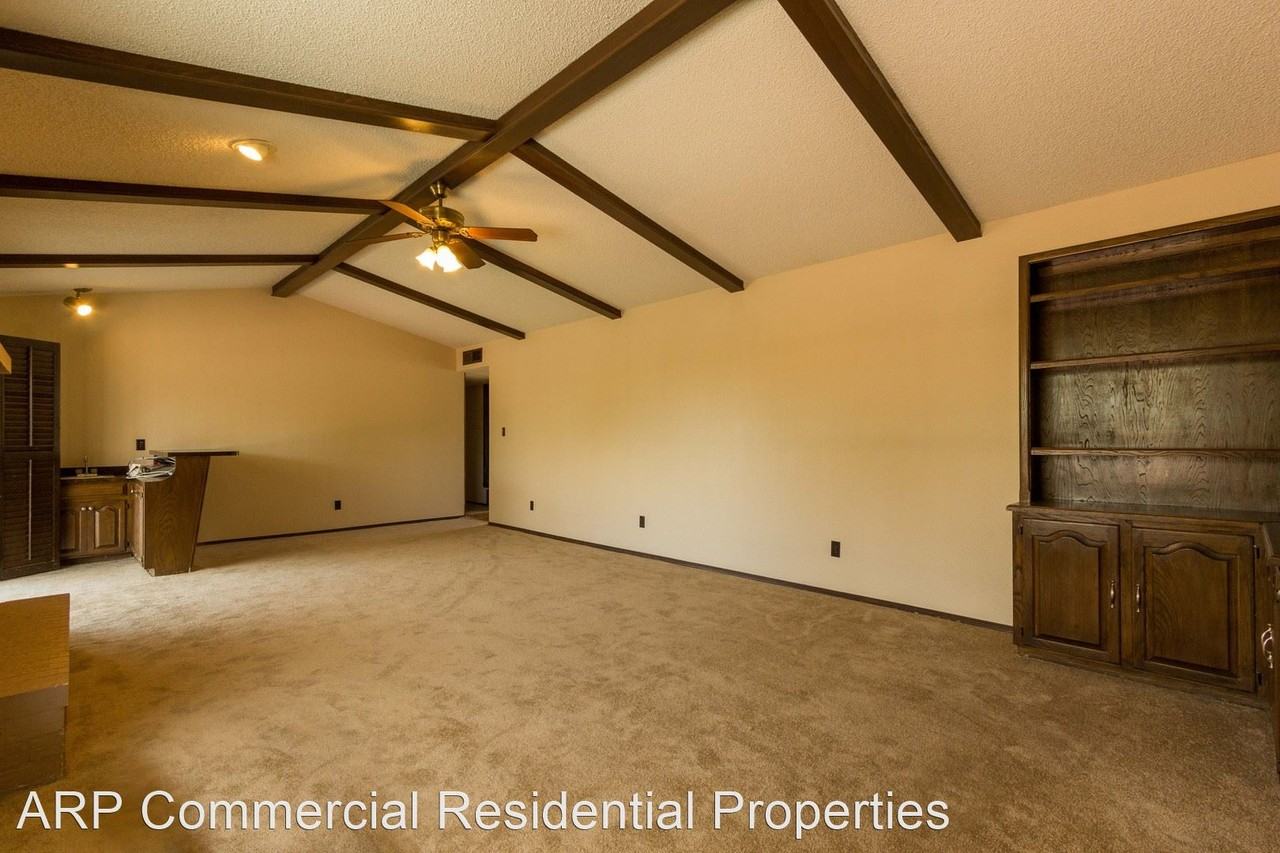 6940 Villa Hermosa Dr - Photo 3 of 14