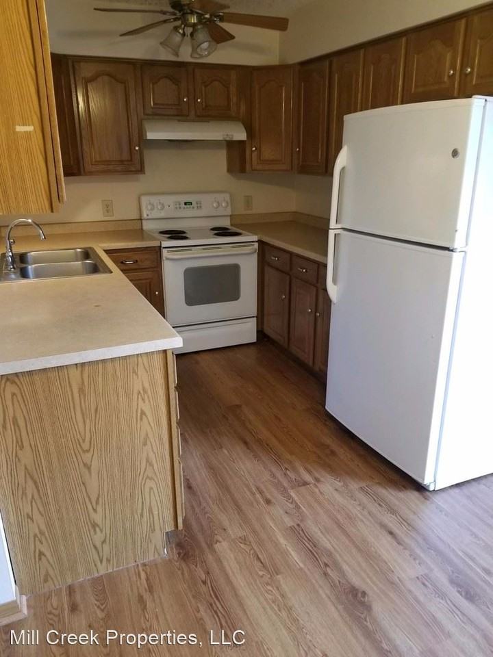 919-933 N 4th St; 323-329 10th Ave N - Photo 2 of 10