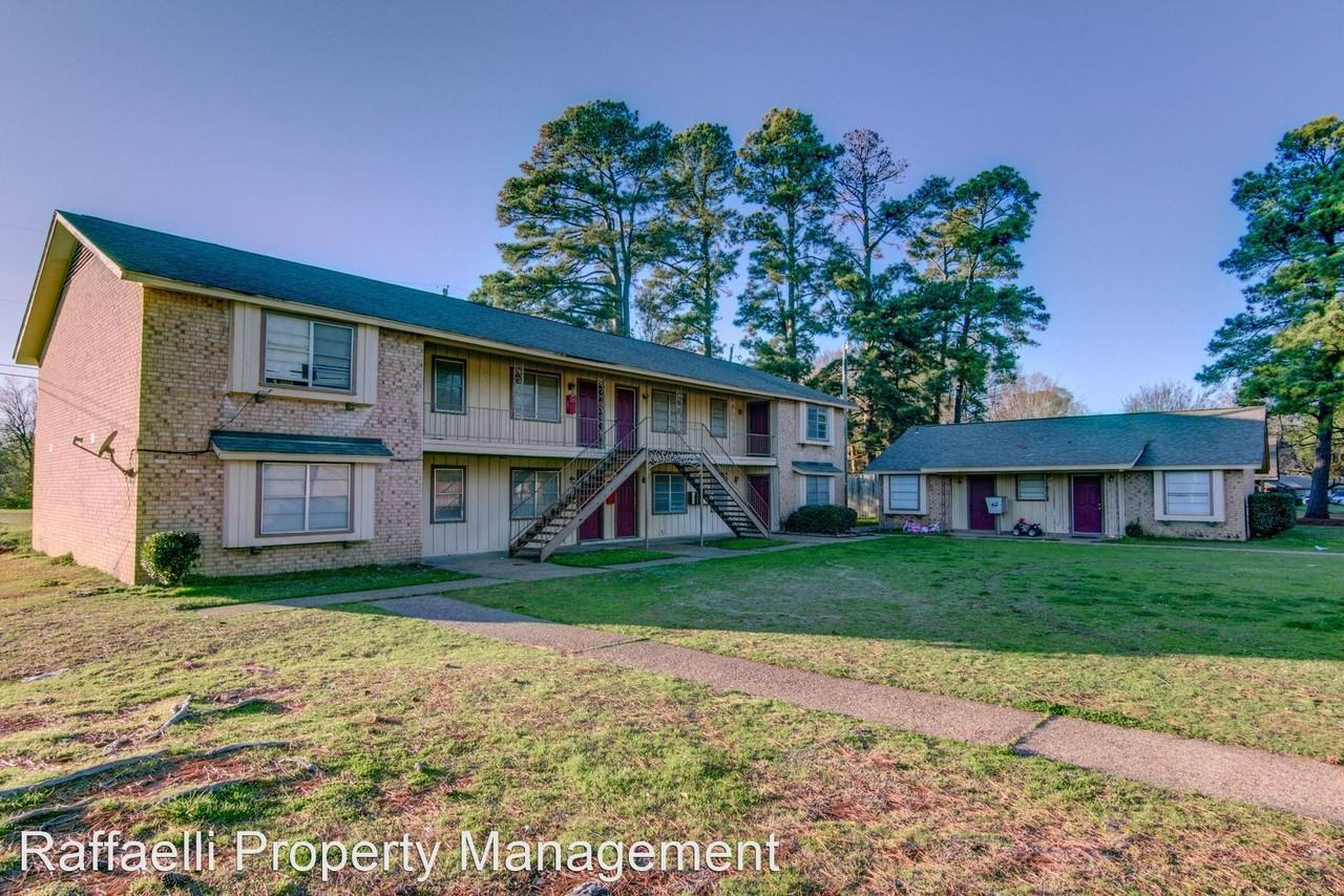 APARTMENT AVAILABLE!!! - Photo 2 of 14