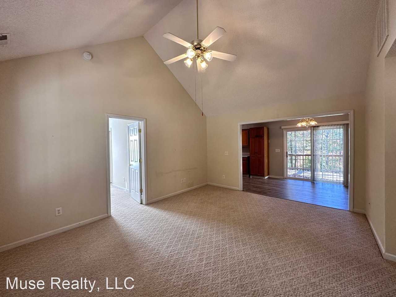 1654 Norfolk Ct - Photo 2 of 23