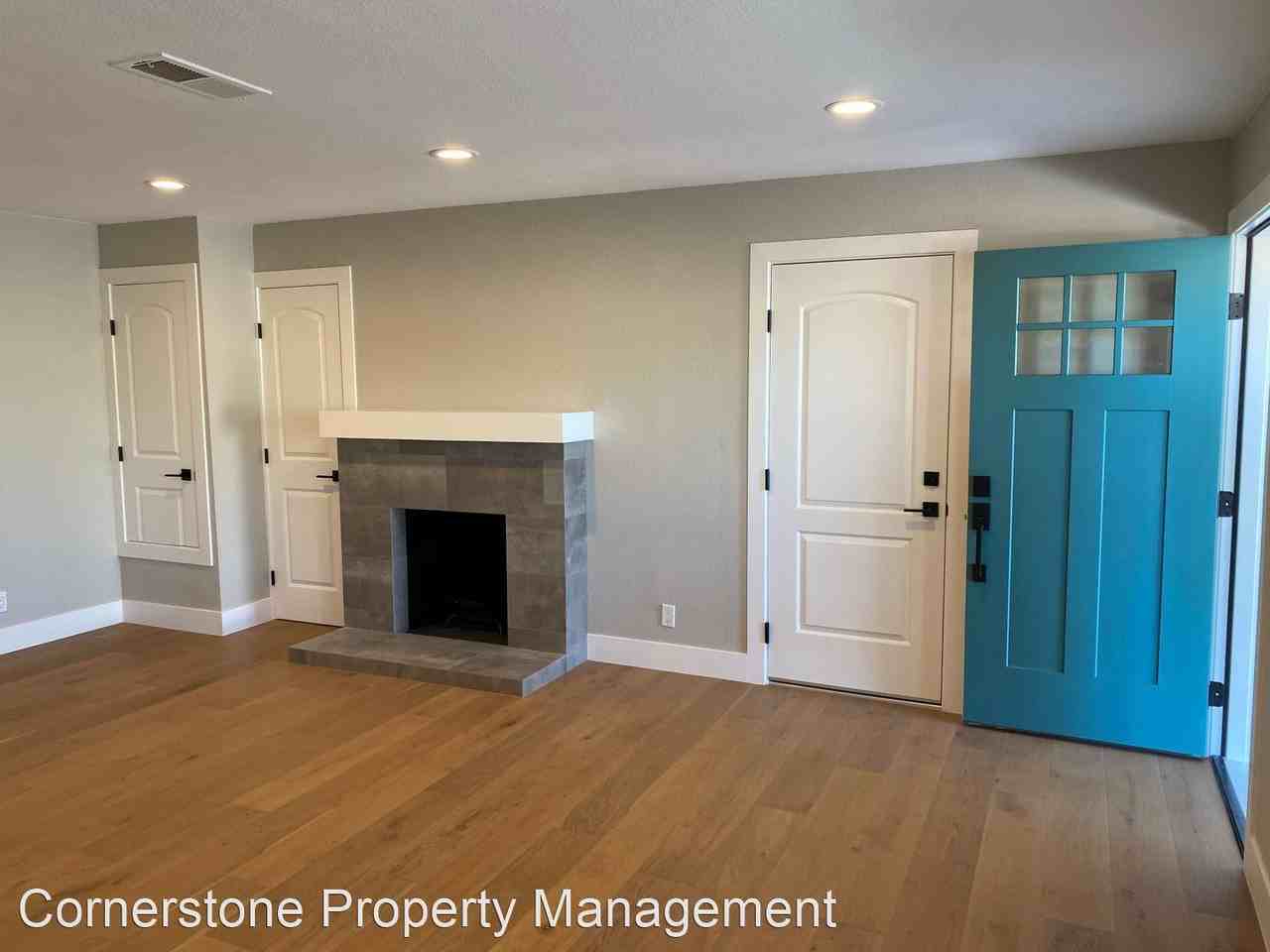 2924 Manda Dr - Photo 2 of 12