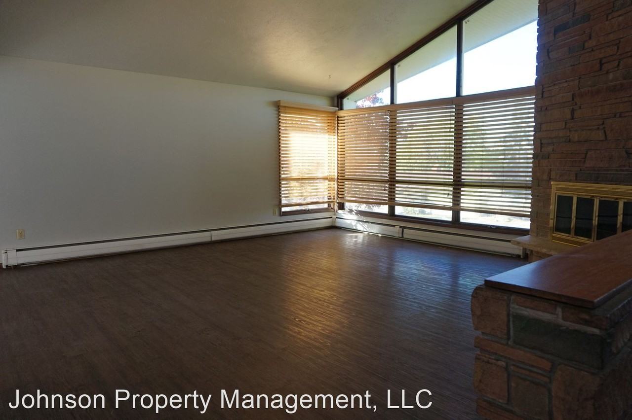 6604 N Sutherlin St - Photo 3 of 23