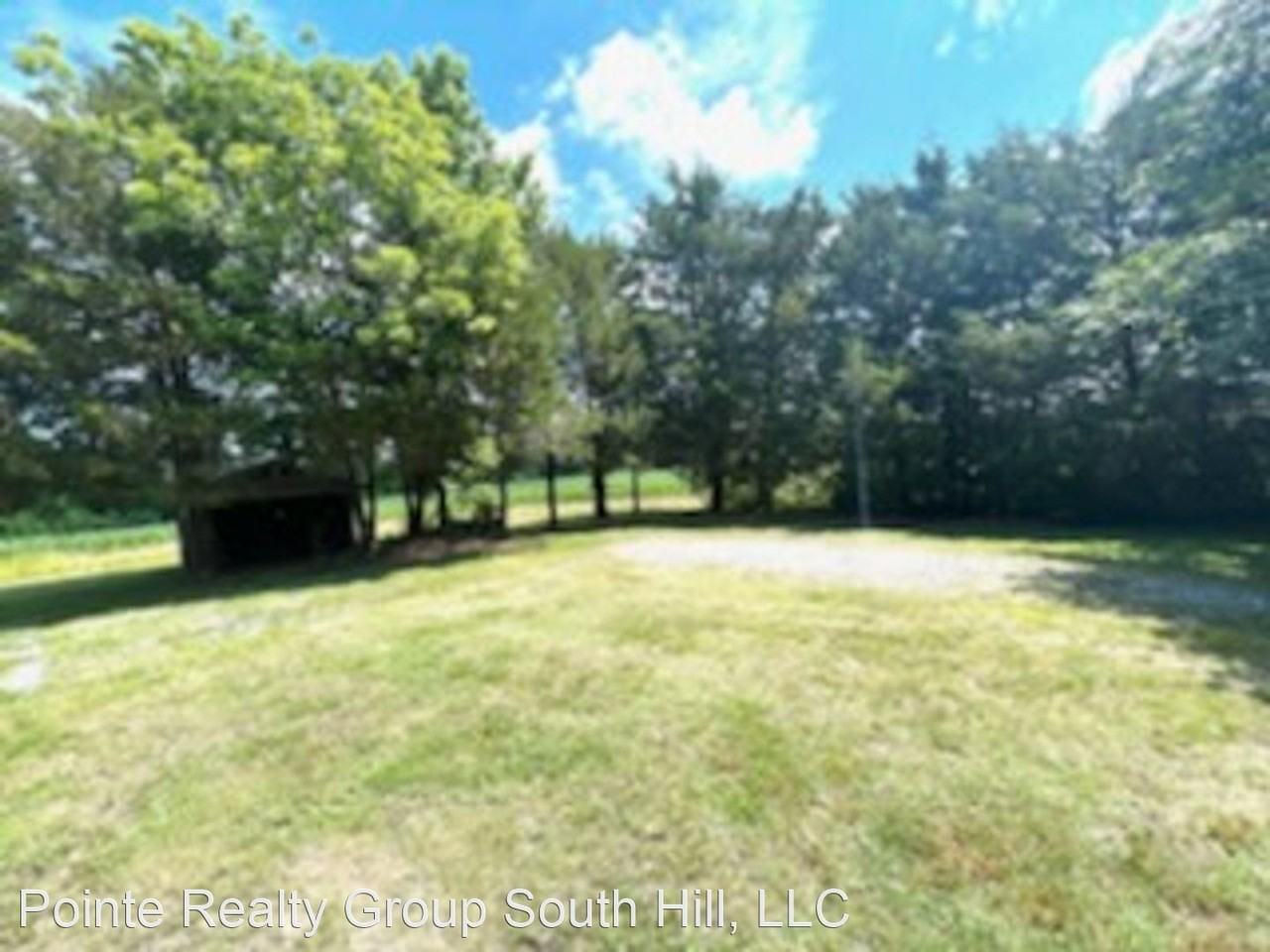 1061 Draper Rd - Photo 3 of 10
