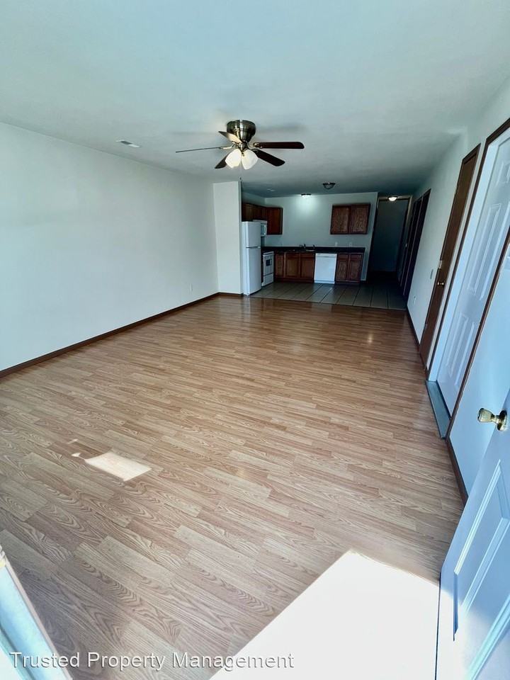 76 Montee Ln - Photo 2 of 11