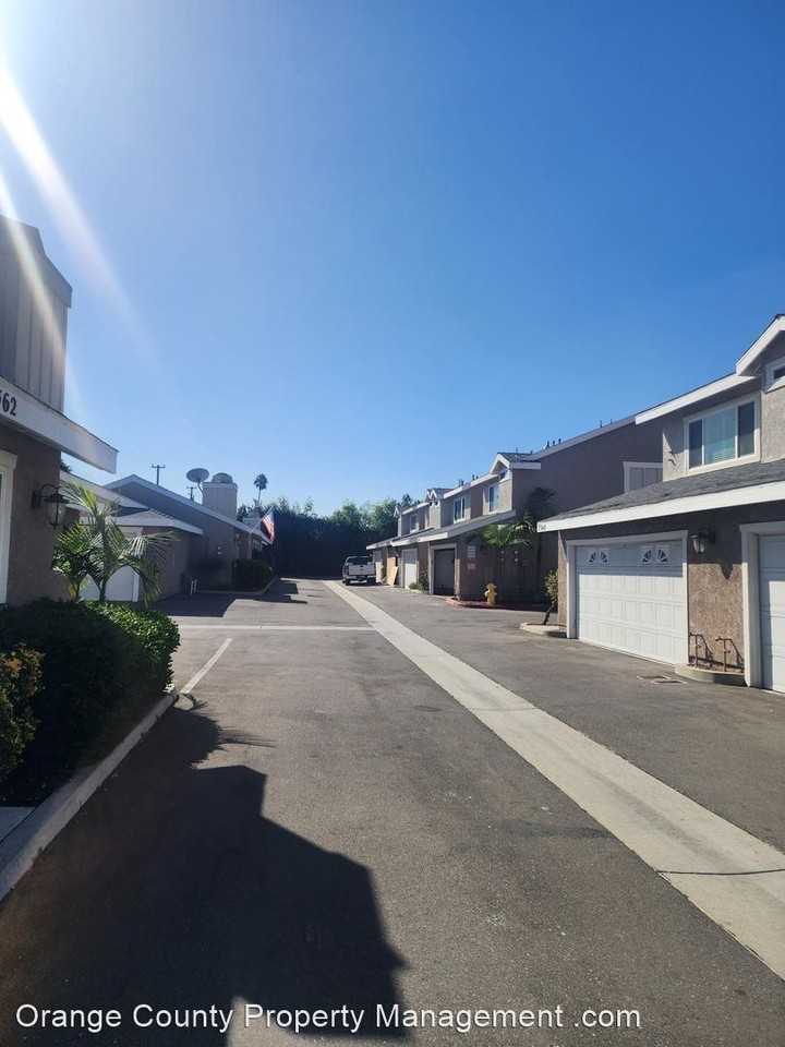 7350 Cerritos Ave #10 - Photo 2 of 2