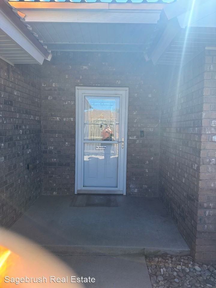 2117 Ralph Boone - Photo 2 of 32