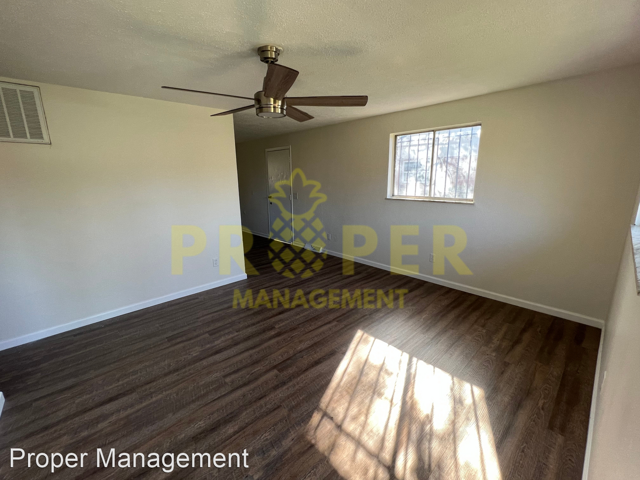 1836 Hickorydale Dr - Photo 2 of 7