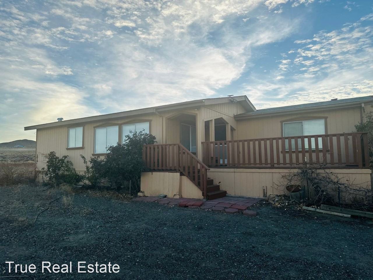 5155 Aspen St - Photo 2 of 13