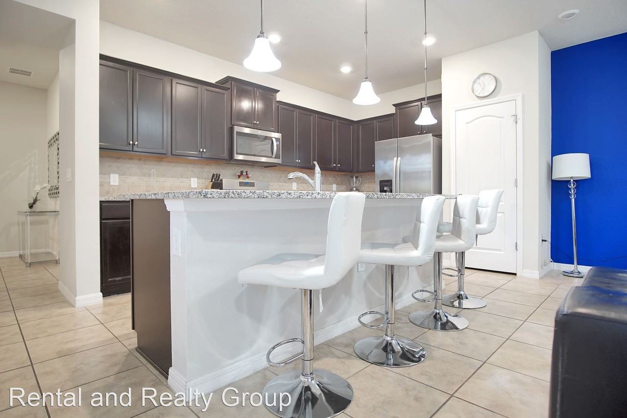 4571 Terrasonesta Dr - Photo 2 of 31