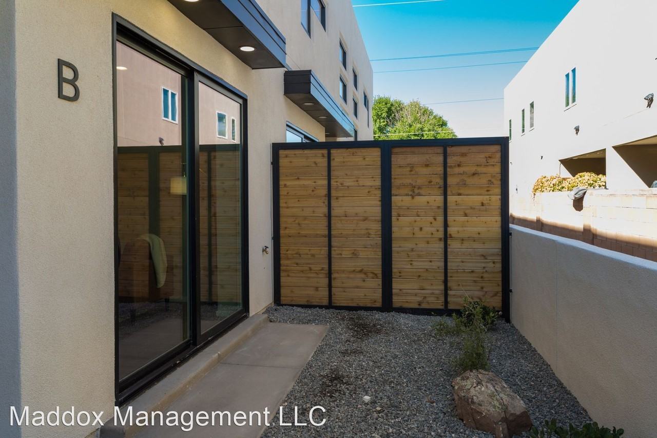 1105 Silver Avenue SW - Photo 3 of 22