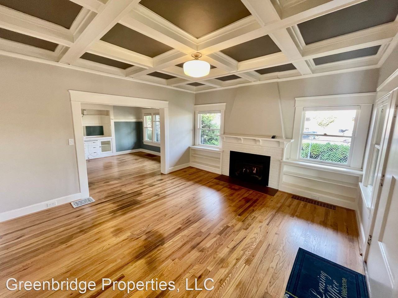 1725 Ne 44th Ave - Photo 3 of 43