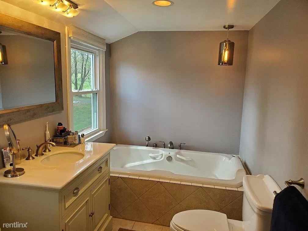 705 W Padonia Rd - Photo 2 of 12