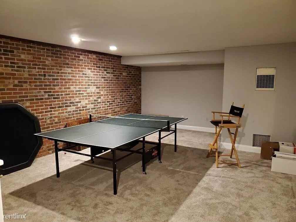 705 W Padonia Rd - Photo 3 of 12