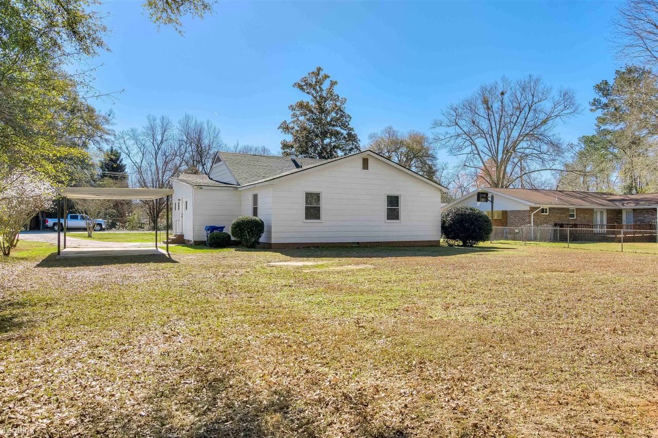 821 Mimosa Dr - Photo 2 of 17