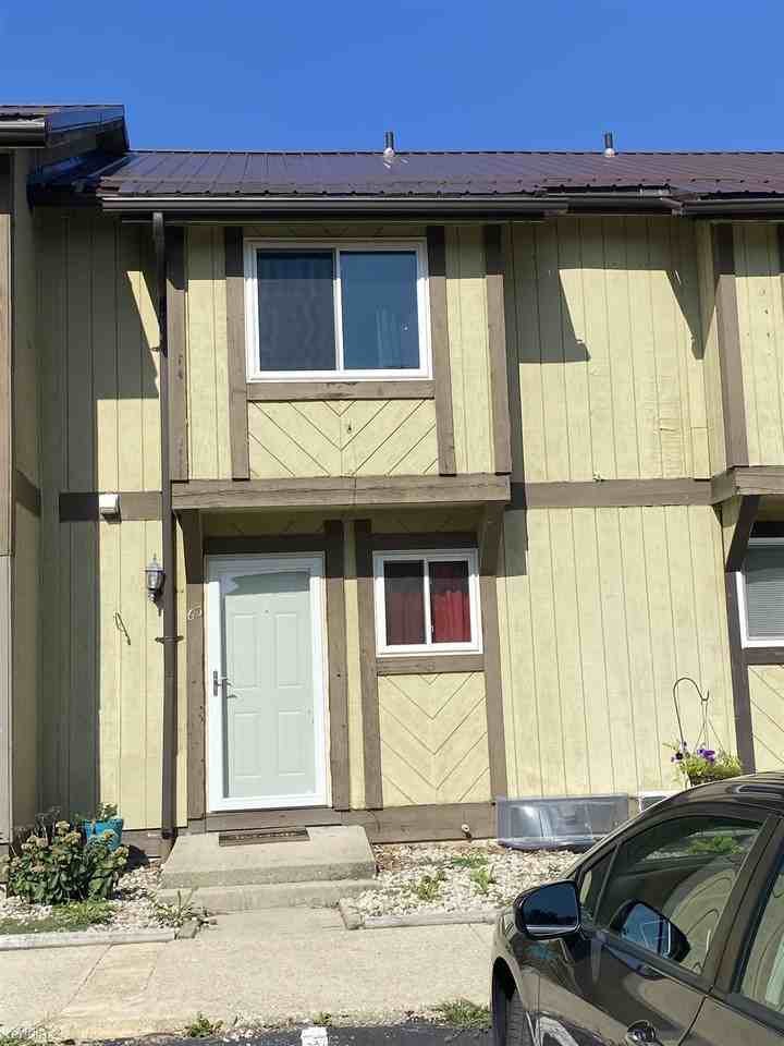 63 Greentree Cir - Photo 2 of 26