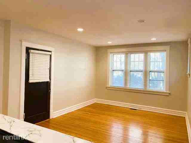 1917 Alfred Ave - Photo 3 of 12