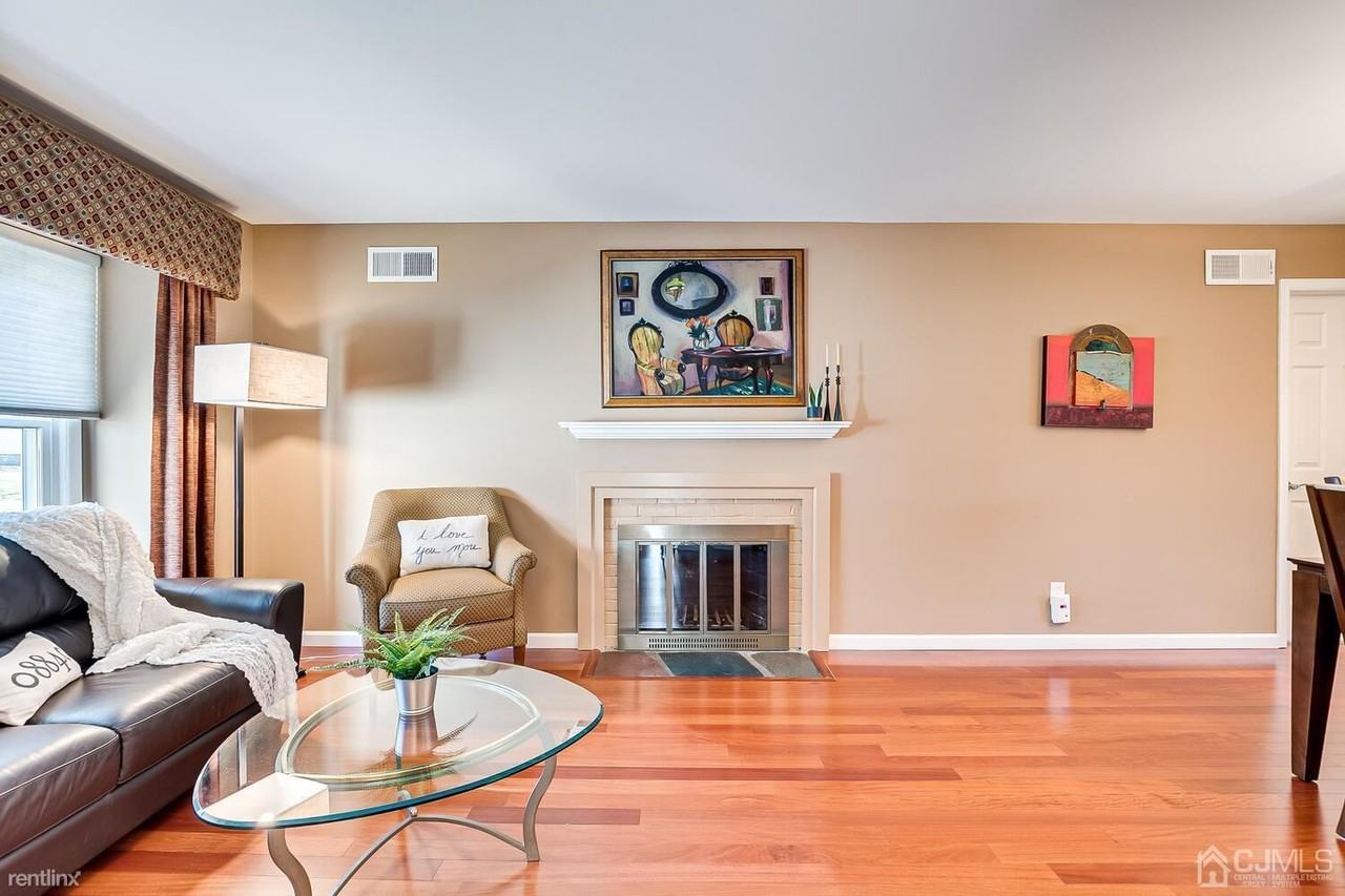 108 Mason Dr - Photo 3 of 4