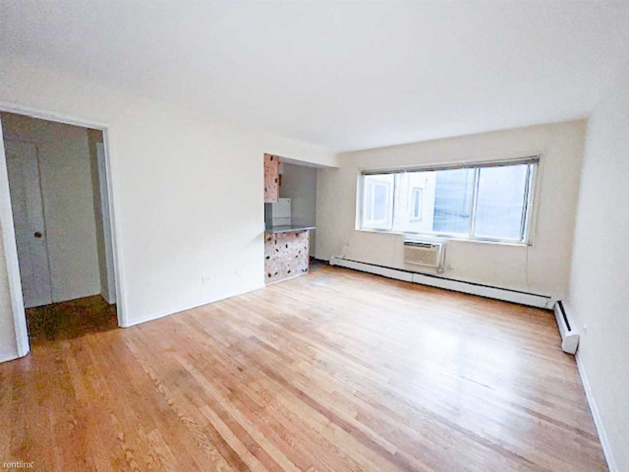 6110 N Kenmore Ave - Photo 2 of 5