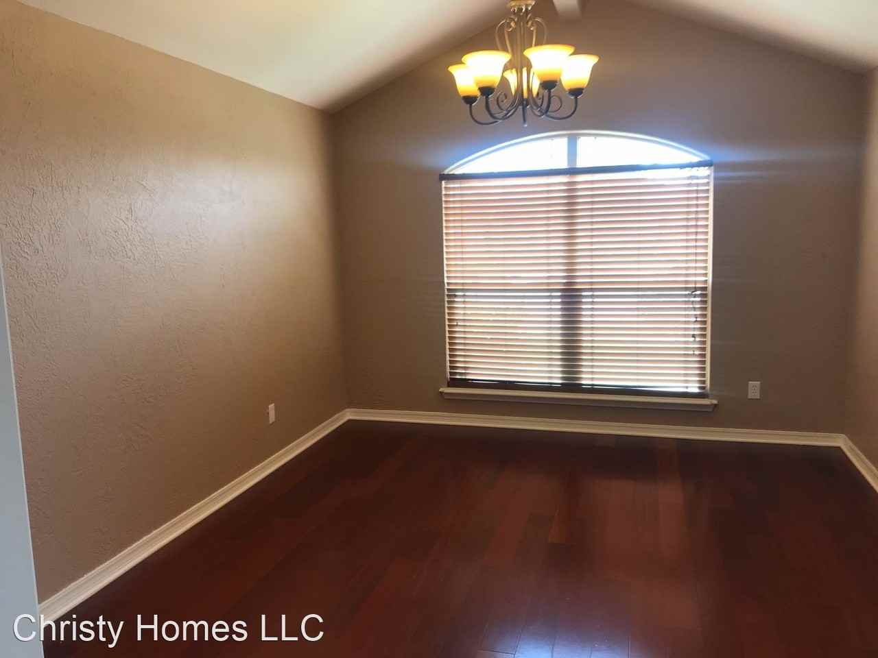 8118 Alexandria Ave - Photo 3 of 20