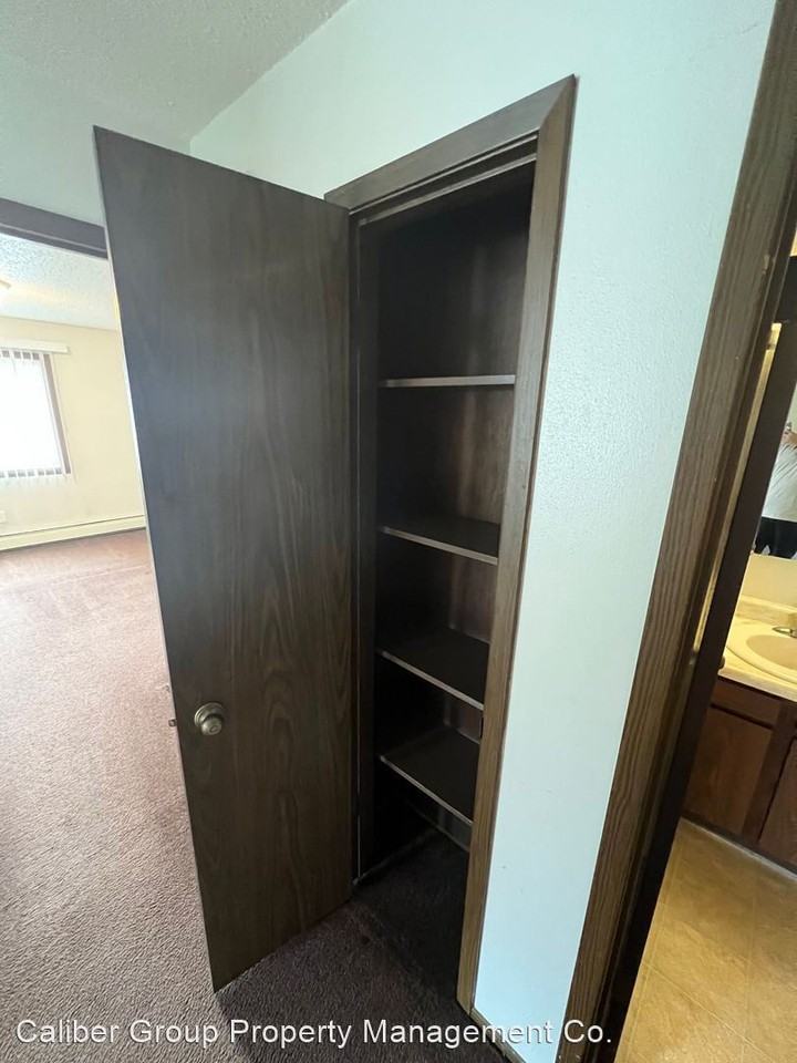 1140 Flammang Dr - Photo 2 of 8