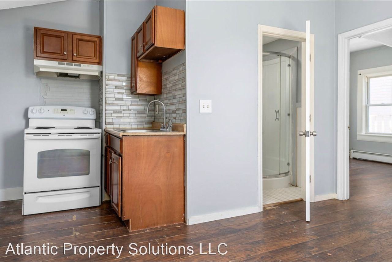 86 Berkley St - Photo 2 of 7