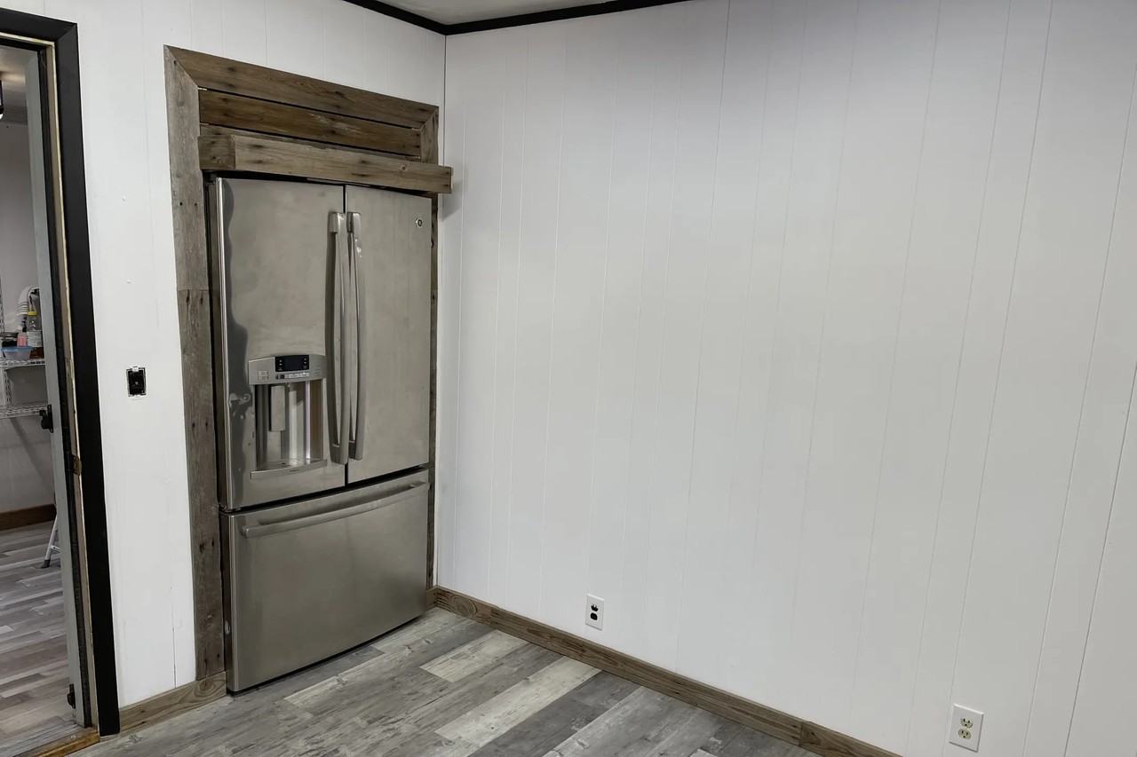 5912 S Dorset Rd - Photo 3 of 10