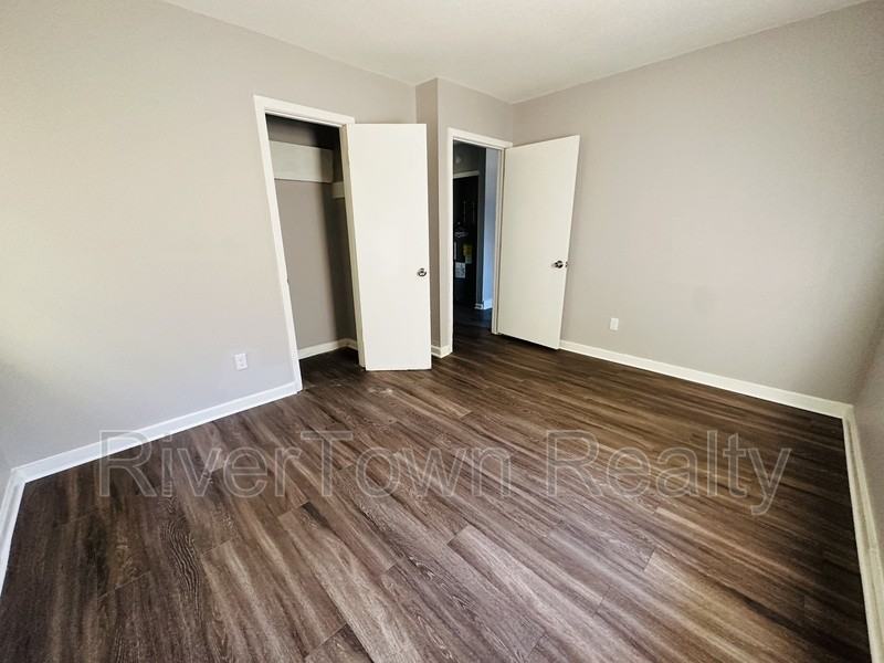 3251 Ford Rd - Photo 4 of 6