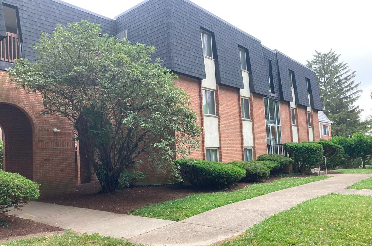 RIDGE HILL MANOR - Photo 3 of 36