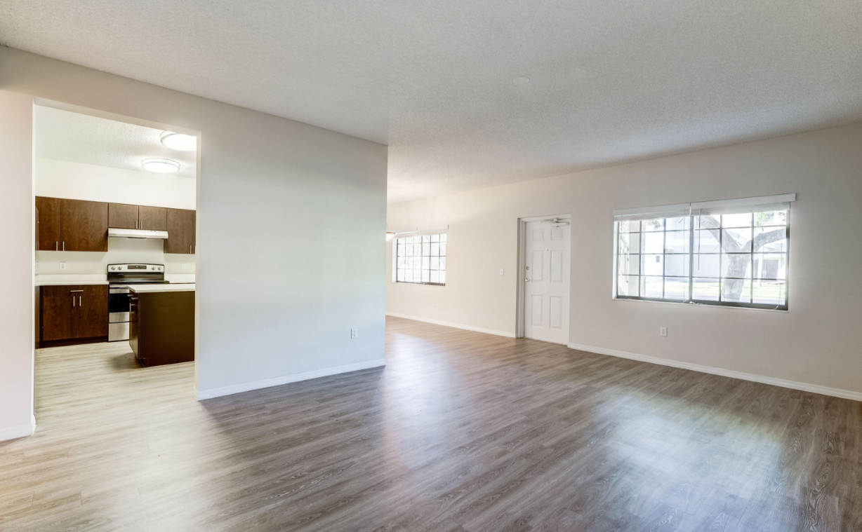 Maridadi West Palm Beach - Photo 2 of 12