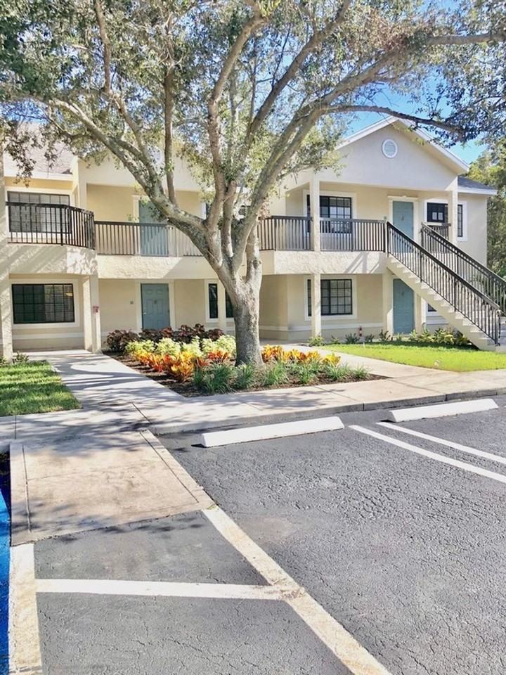 Maridadi West Palm Beach - Photo 5 of 12