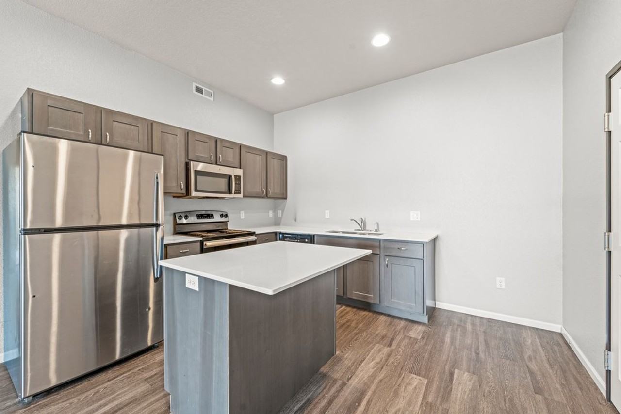 Urban Flats North - Photo 4 of 26