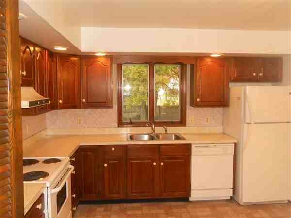 320 Plains Rd - Photo 3 of 14