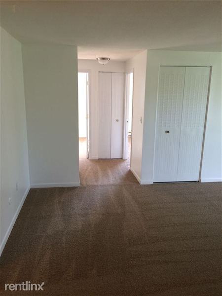 Jamestown Apartments - Photo 2 of 13