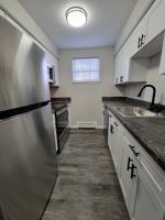 featured image of 125 Roxboro Cir