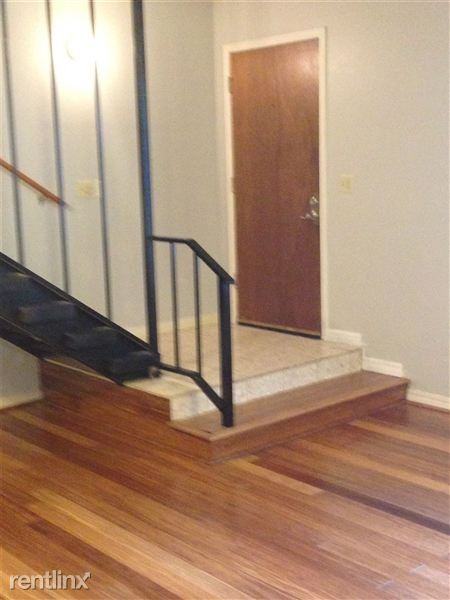 3625 N Drexel Blvd - Photo 3 of 10