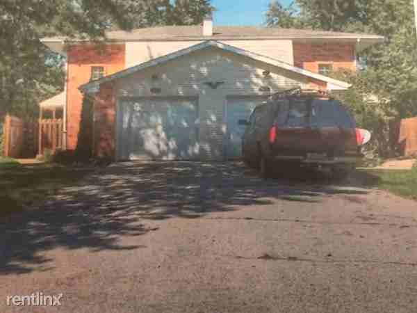 48 Park Pl - Photo 2 of 2