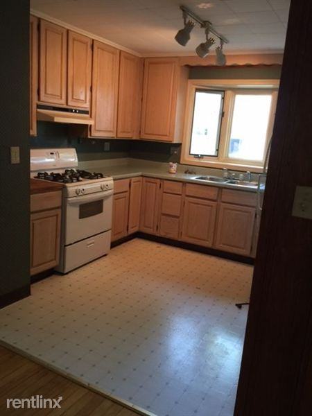 49 Wardwell St - Photo 2 of 3