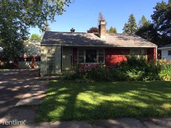 49 Wardwell St - Photo 3 of 3