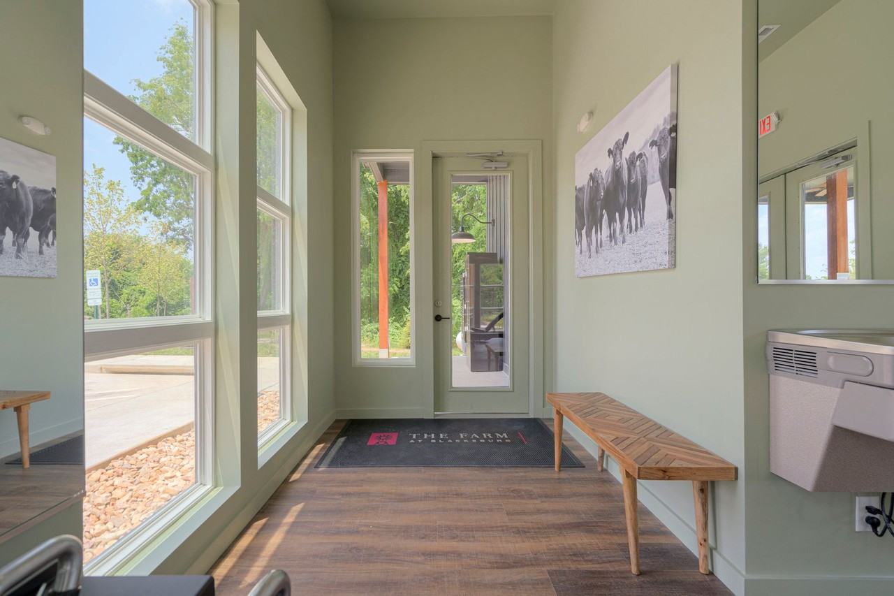 The Farm - Photo 5 of 50