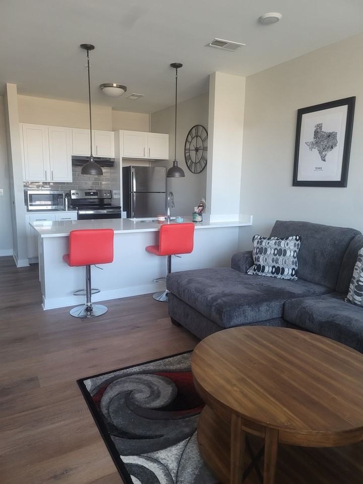 White River Lofts - Photo 3 of 9